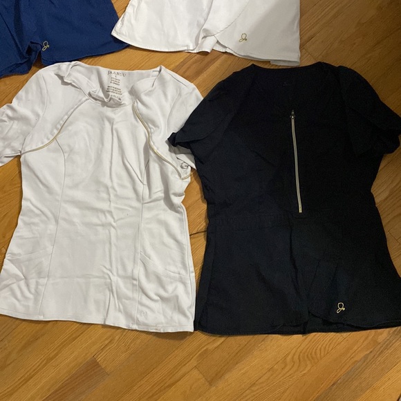 Over 15 Woman’s Scrub Tops + Pants (Jannuu, Koi) (Lulu,Greys,etc) - Picture 2 of 5